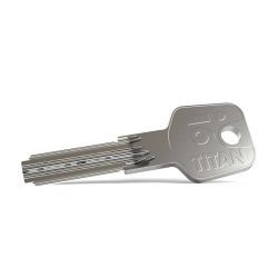 Individuele sleutel DOM Titan i6 samen met cilinder besteld